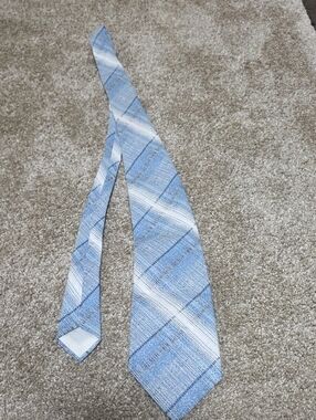 Light Blue Plaid Men's Tie - Unbranded Modern Pattern